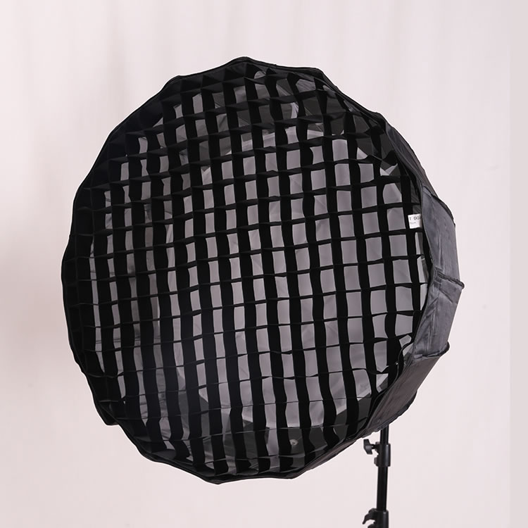 parabolic strobe Speedlite plyo speedlight softbox  photography Bowens Mount